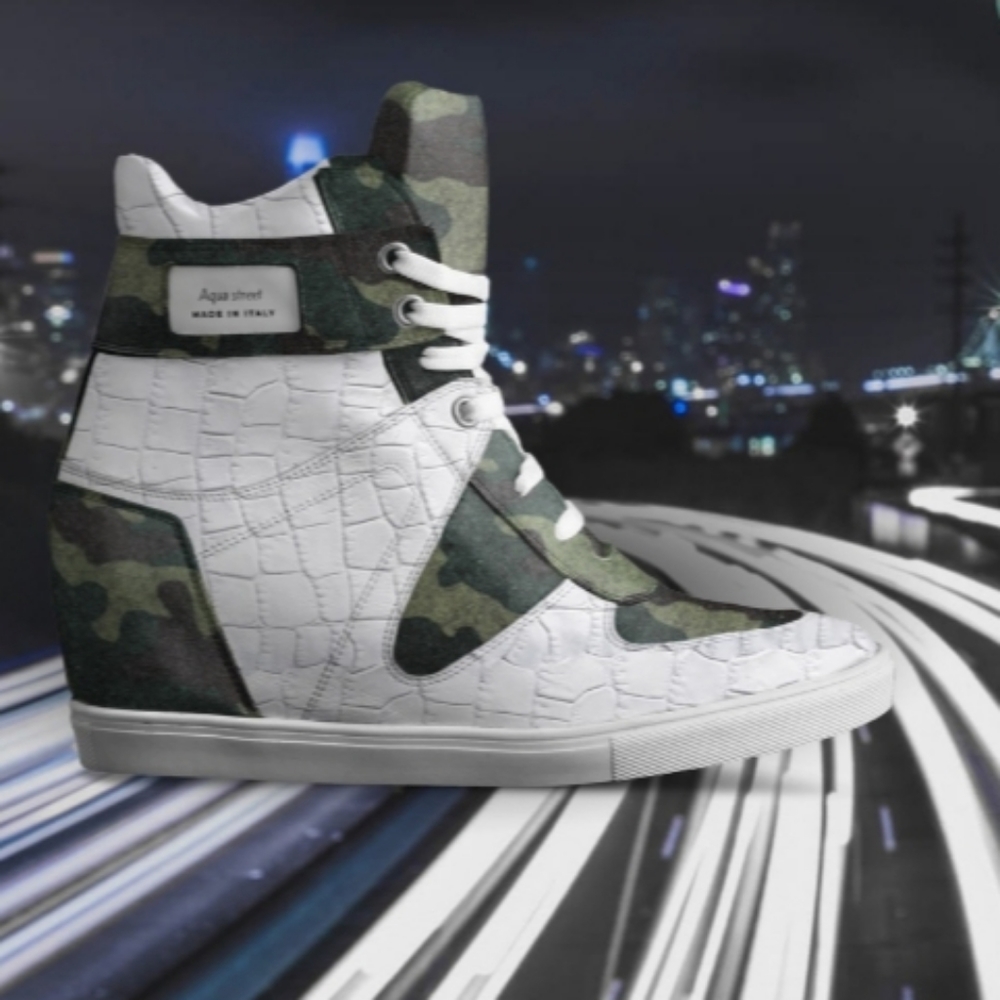 Aqua-Street Italian leather Sneakers